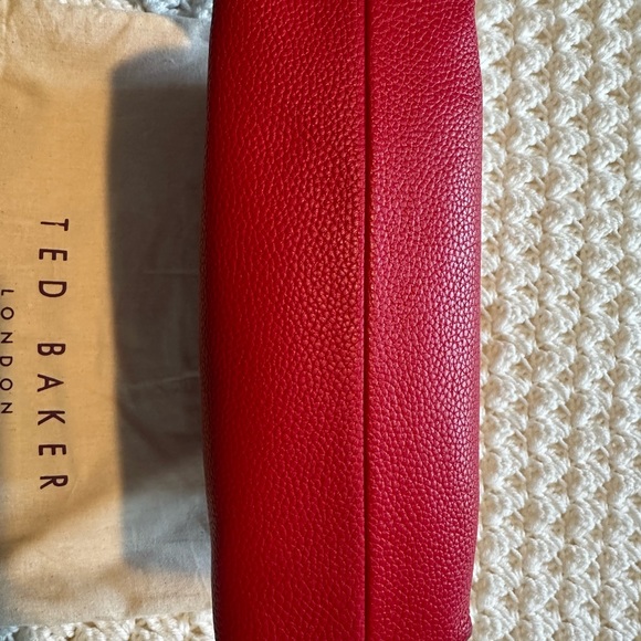 Ted Baker - Red leather w/ Suede on purse - Picture 5 of 5